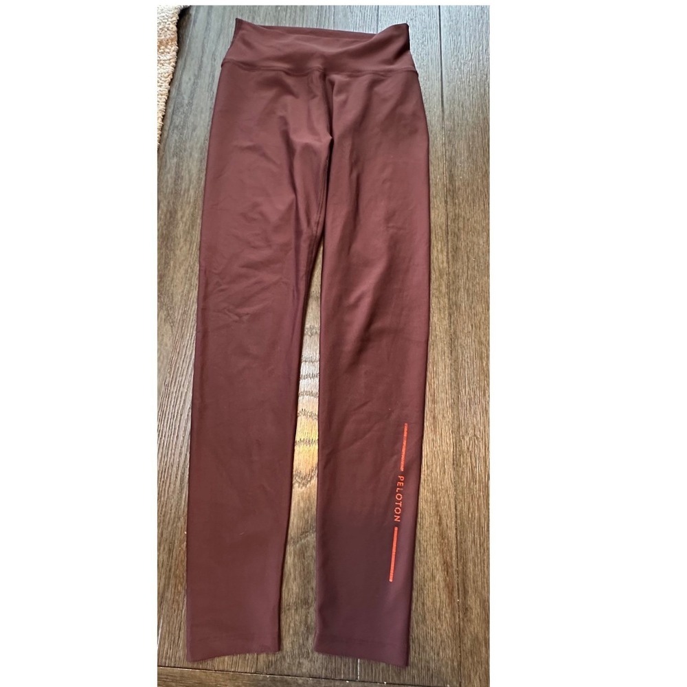 Peloton Show‎ Up Leggings High Waist Athletic Workout Maroon Red Logo Womens M